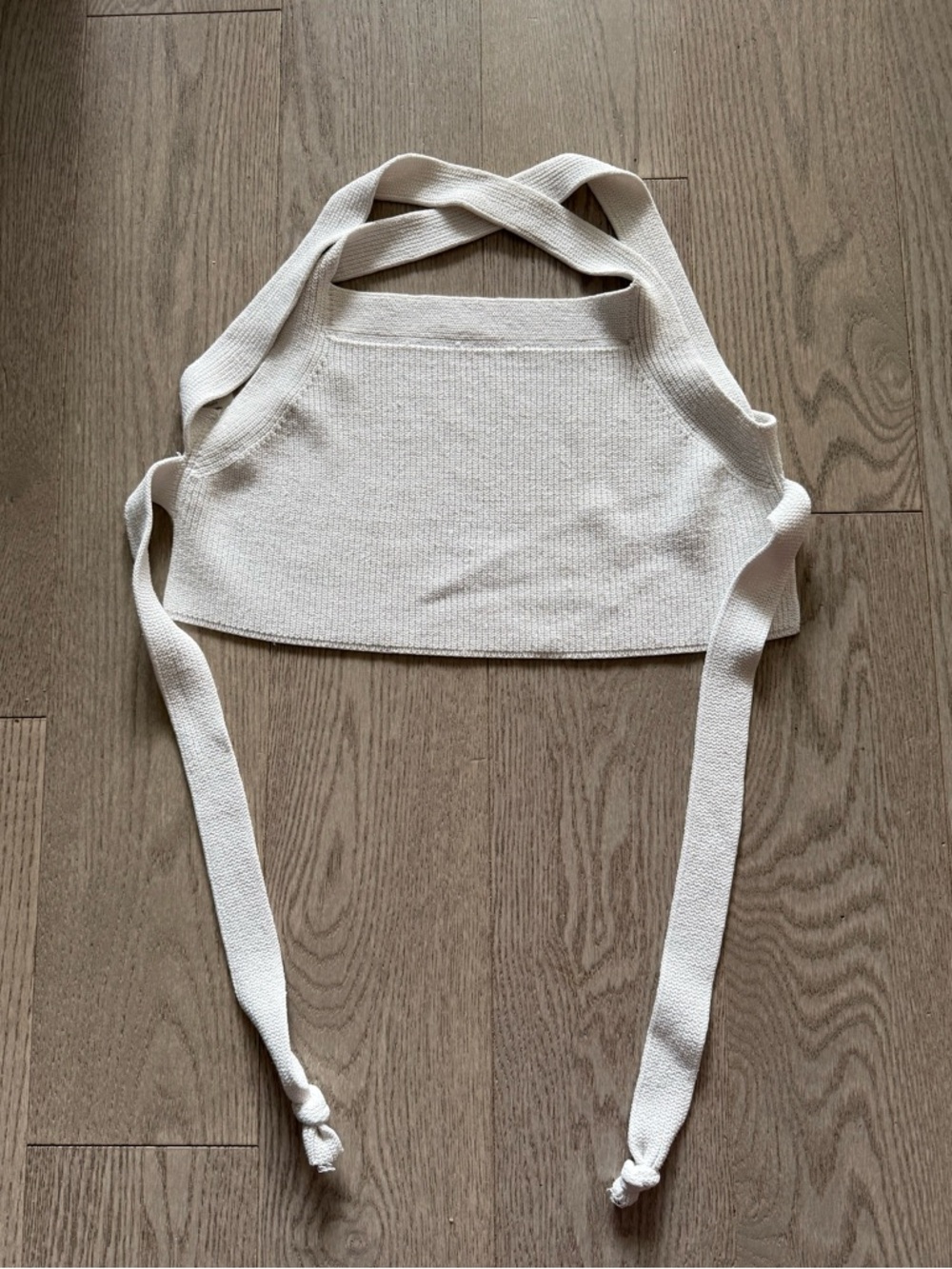 Wilfred Aritzia Cream Cayenne Knit Stretchy Wrap Cropped Top in size M